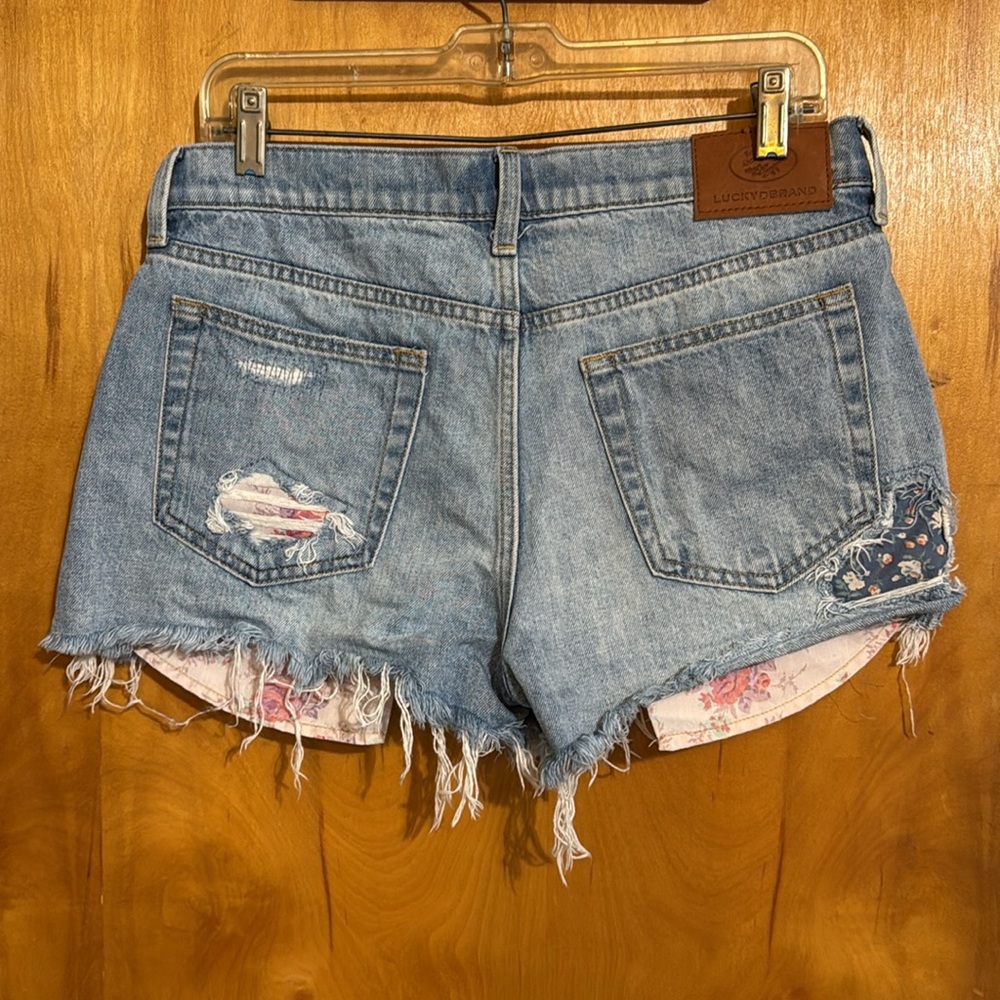 Lucky Brand Patchwork Shorts sz 8 - Picture 2 of 4